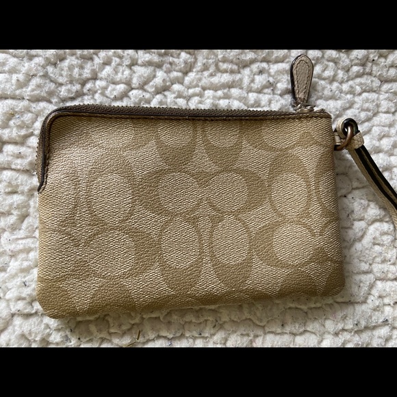 Coach Wristlet - Picture 3 of 6